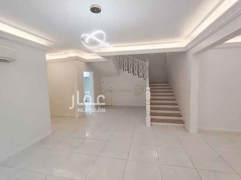 فيلا 8 غرف في التعاون 5