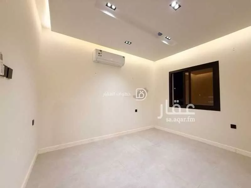 فيلا 6 غرف في العارض 2