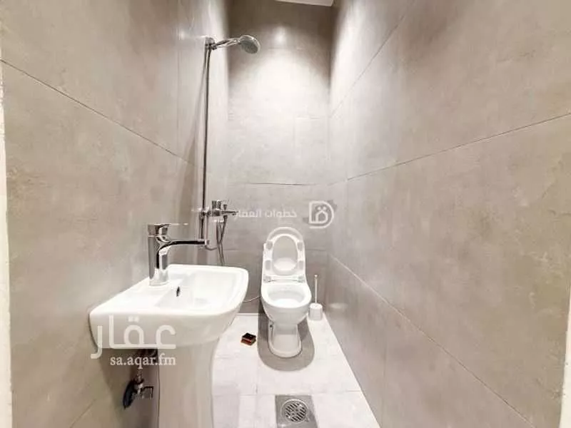 فيلا 6 غرف في العارض 11