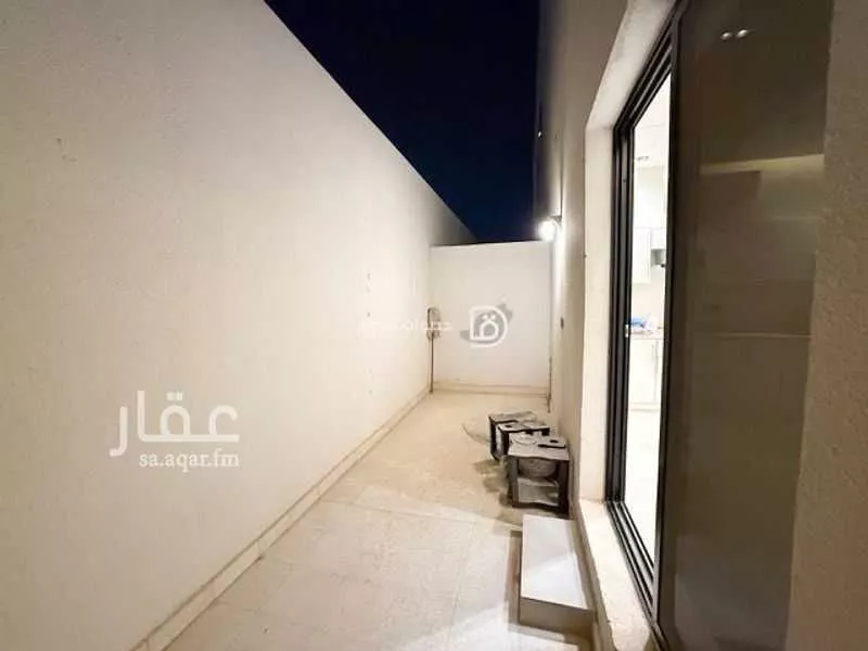 فيلا 6 غرف في العارض 3