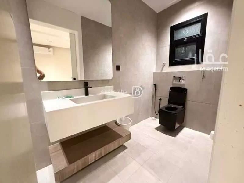 فيلا 6 غرف في العارض 9