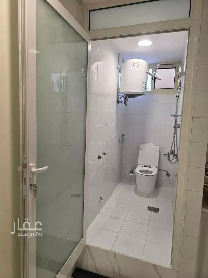 شقة 1 غرف في احد 4