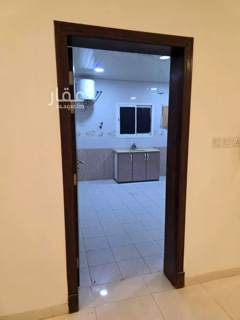 شقة 2 غرف في ضاحية الملك فهد 3