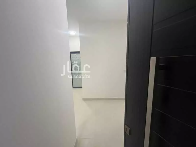 فيلا 4 غرف في الرياض 5