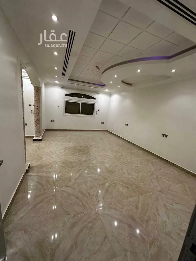 فيلا 6 غرف في الواحة 11