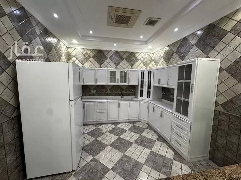 فيلا 6 غرف في الواحة 8