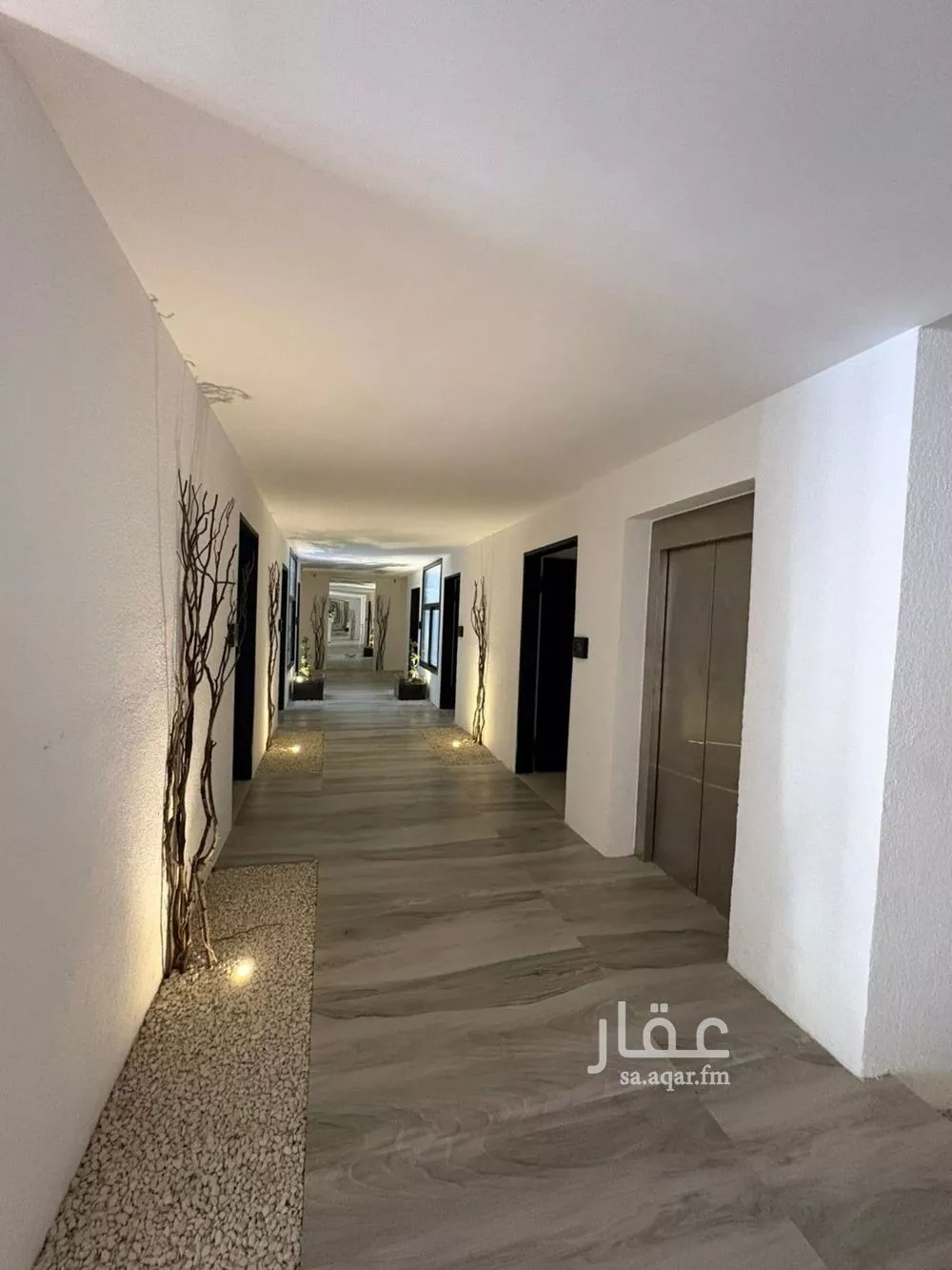 شقة 1 غرف في الملقا 4