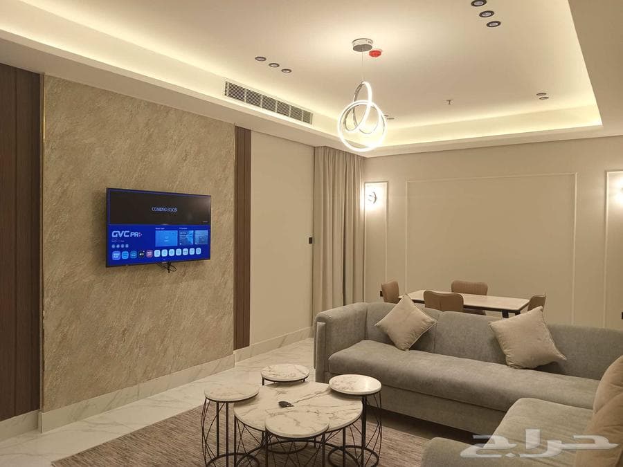 شقة 28 غرف في الحمرا 8