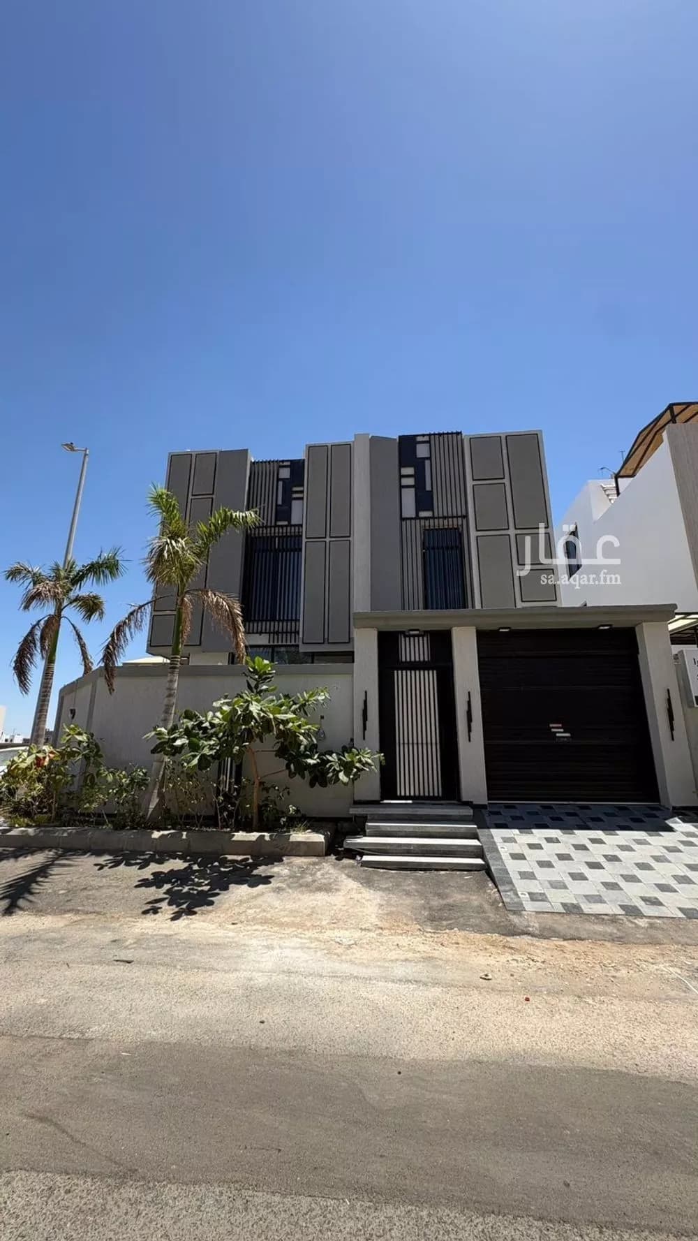 فيلا 8 غرف في الشراع 1