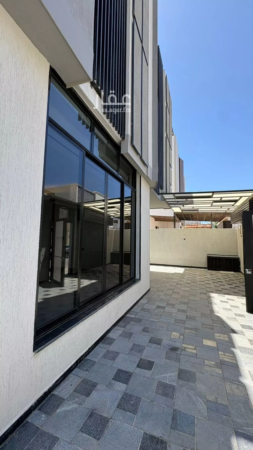 فيلا 8 غرف في الشراع 7