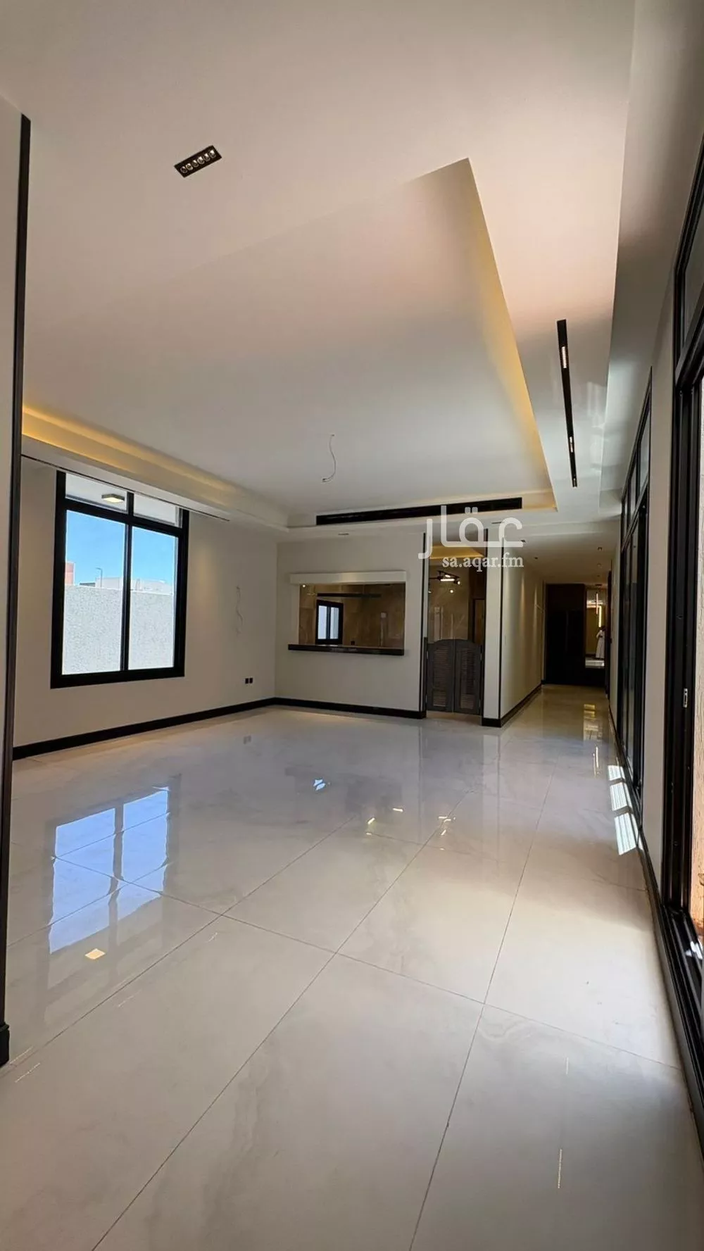 فيلا 8 غرف في الشراع 9