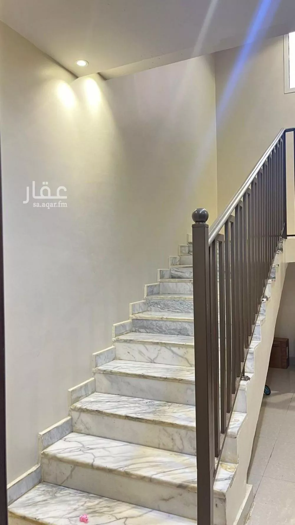 فيلا 4 غرف في ظهرة لبن 12