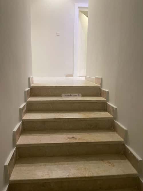 فيلا 7 غرف في الياقوت 5