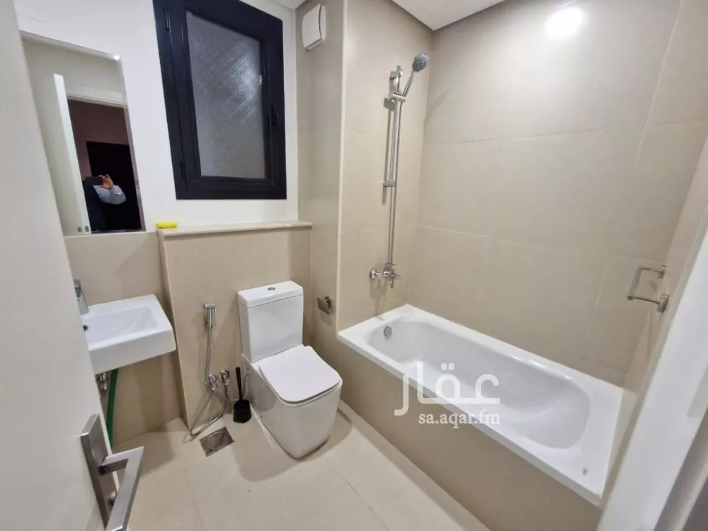 فيلا 3 غرف في سدرة 8