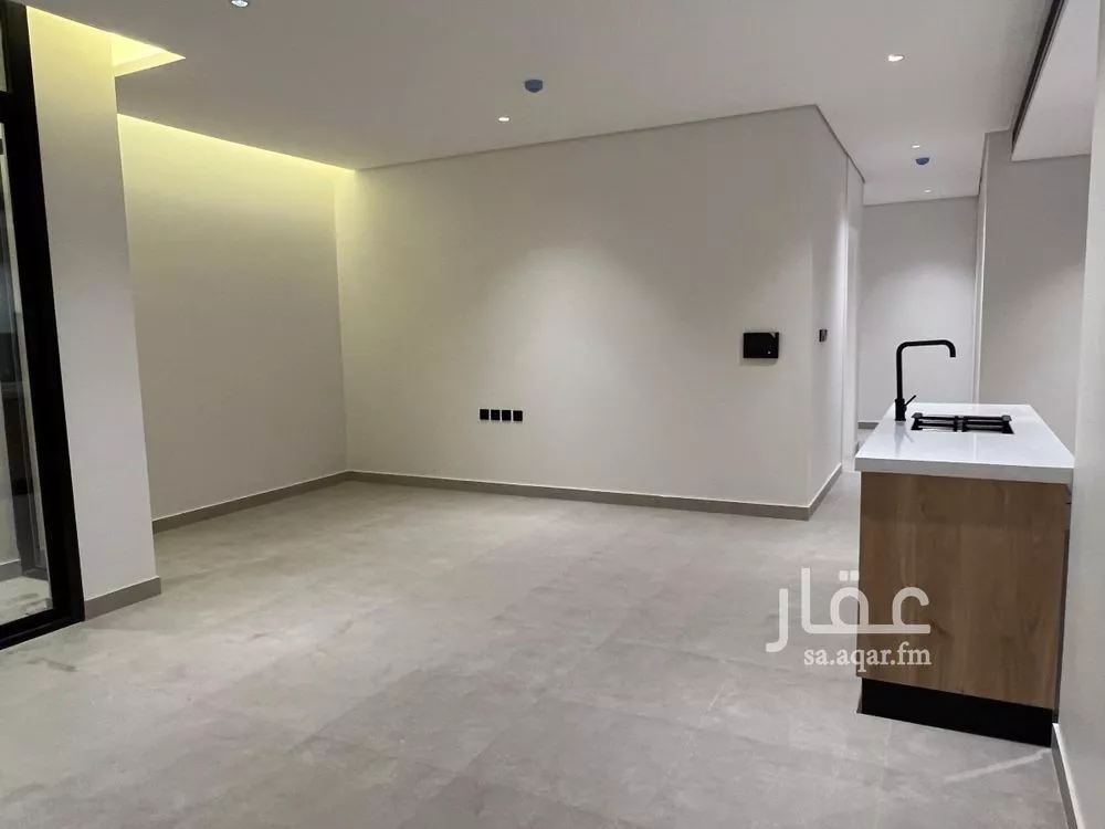 شقة 3 غرف في الملقا 3