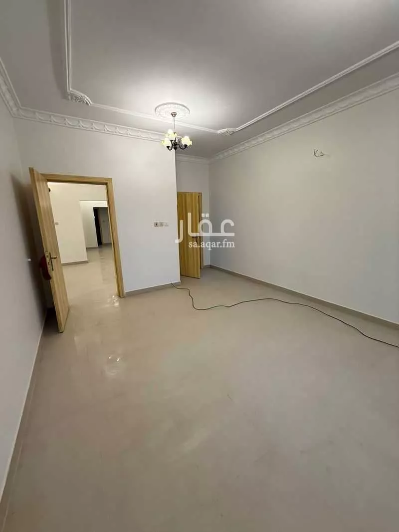 5 bedroom apartment in Irqah 16