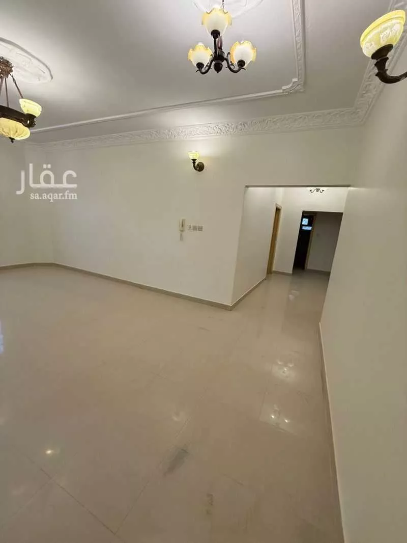 5 bedroom apartment in Irqah 18