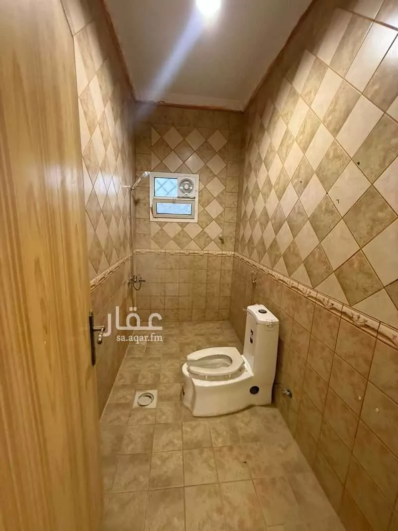 5 bedroom apartment in Irqah 5