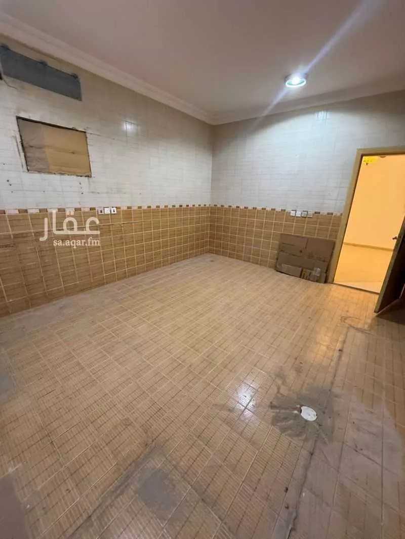 5 bedroom apartment in Irqah 10