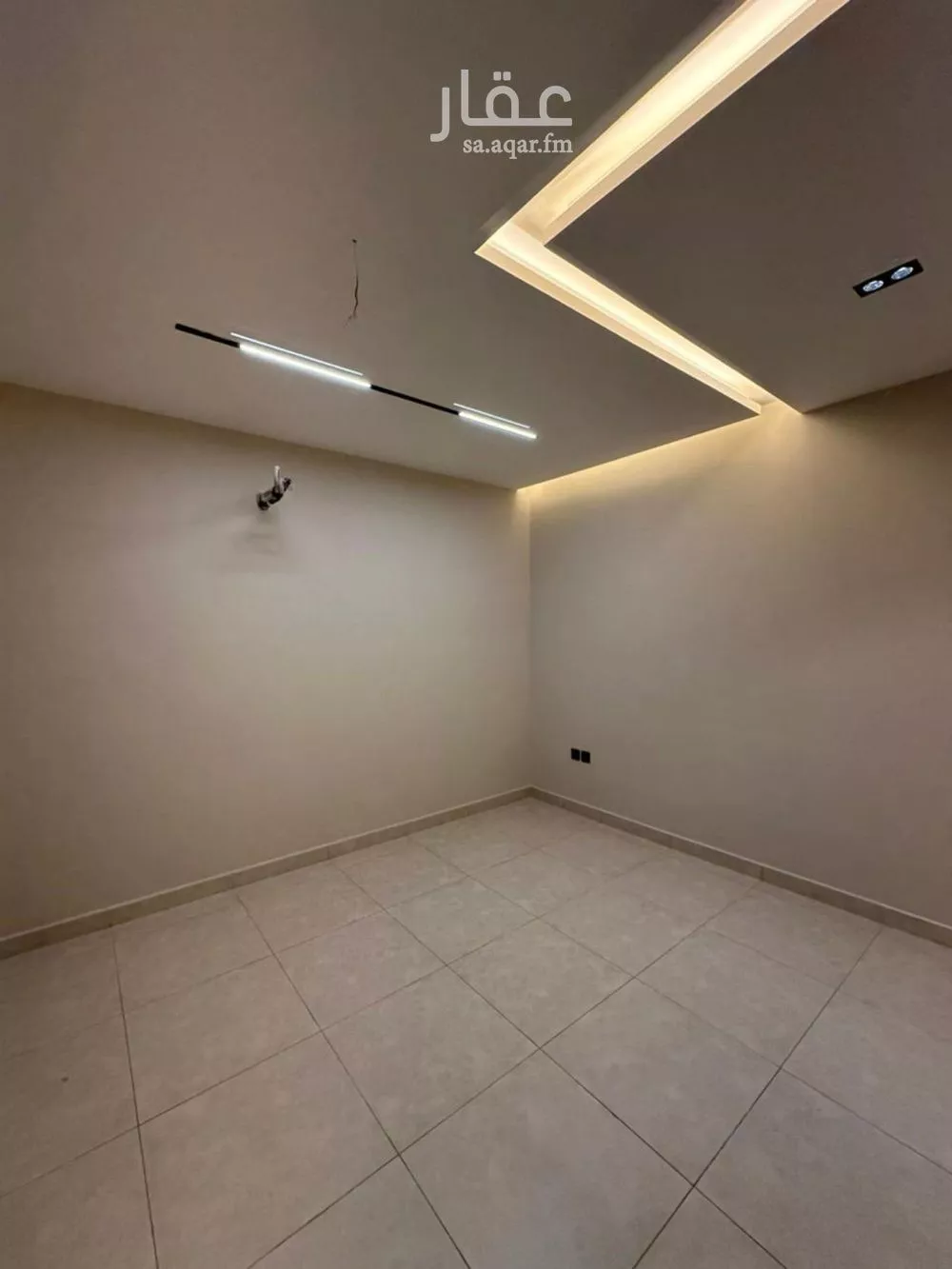 شقة 3 غرف في العزيزية 11