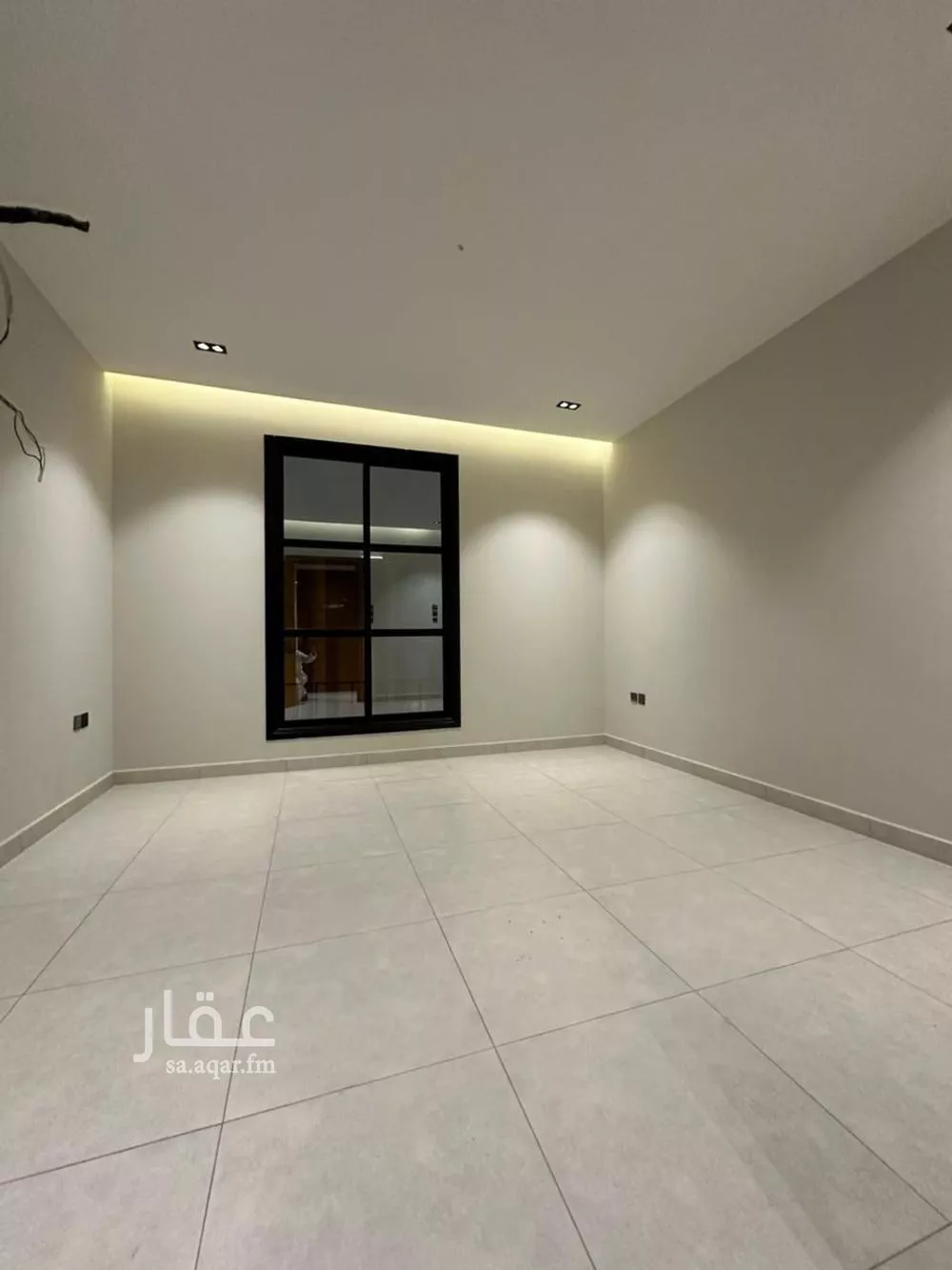 شقة 4 غرف في العزيزية 14