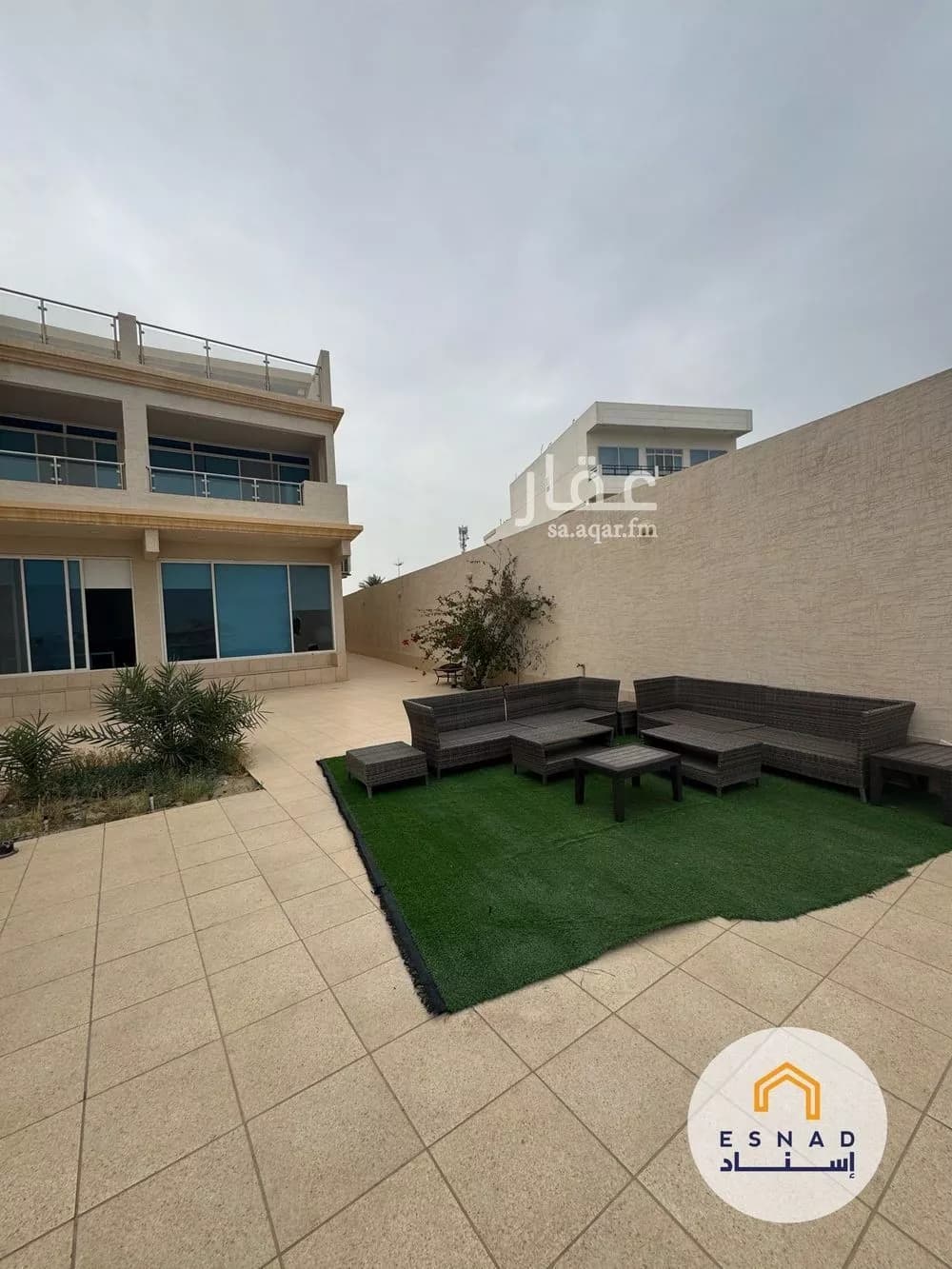 فيلا 8 غرف في المرجان 13