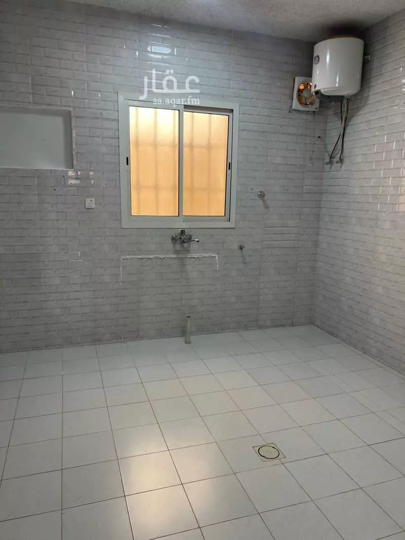 3 bedroom floor in Al Rimal 3