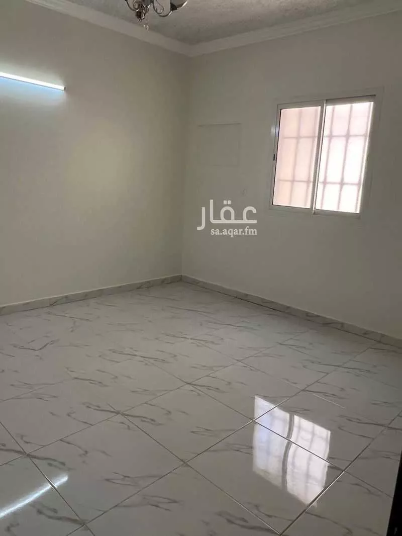 3 bedroom floor in Al Rimal 8