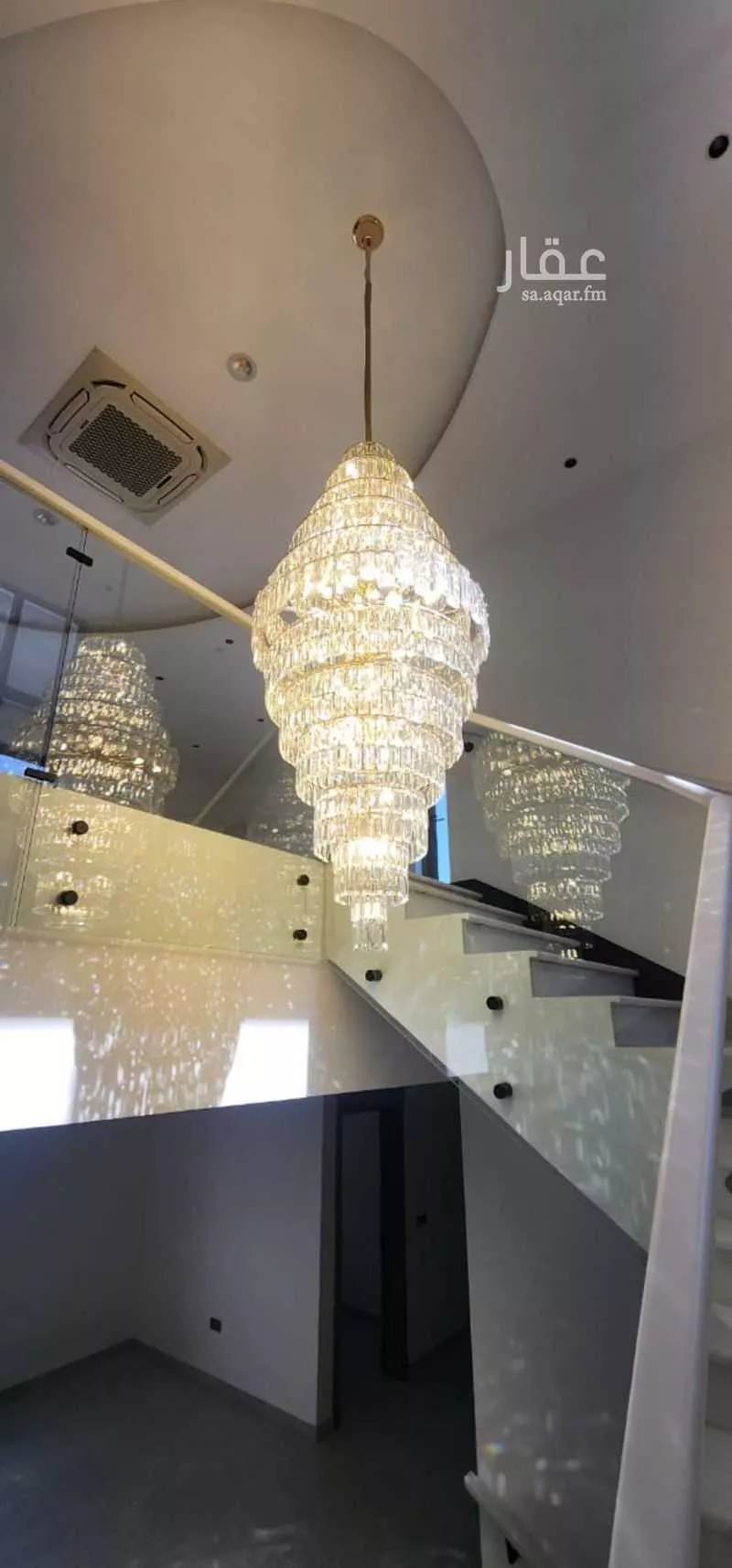 فيلا 6 غرف في الشراع 2