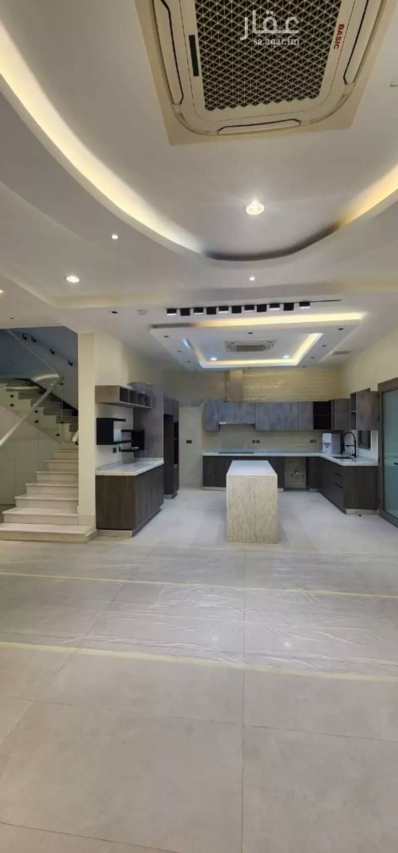 فيلا 6 غرف في الشراع 15