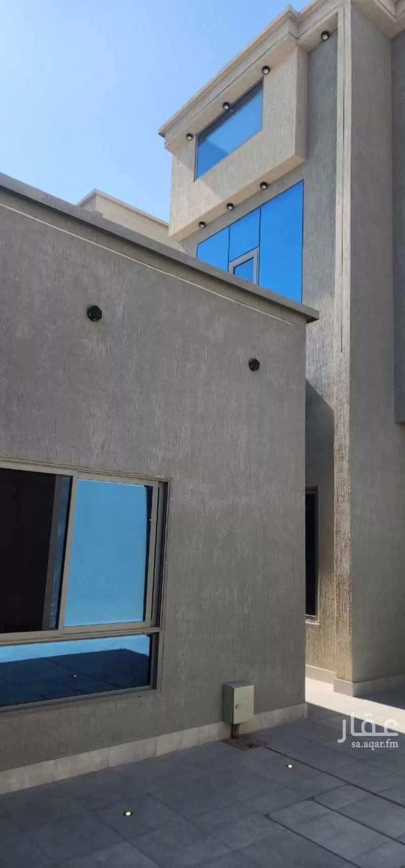 فيلا 6 غرف في الشراع 6