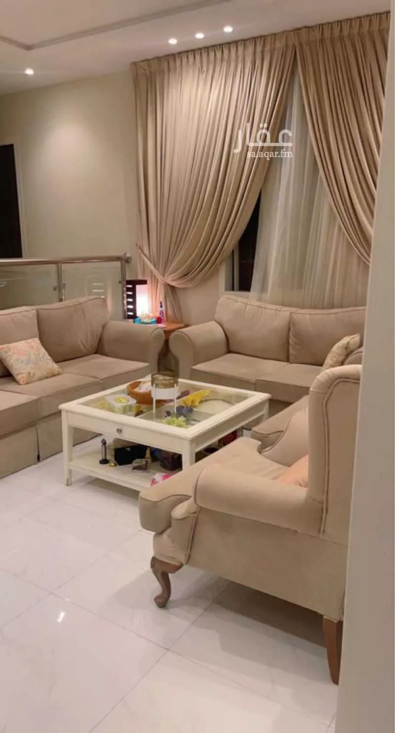 8 bedroom villa in Al Munsiyah 2