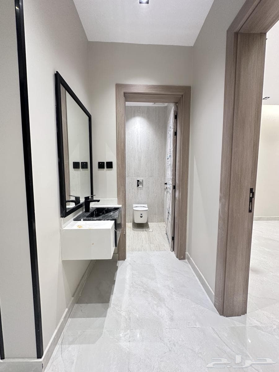 شقة 6 غرف في الجابرة 6