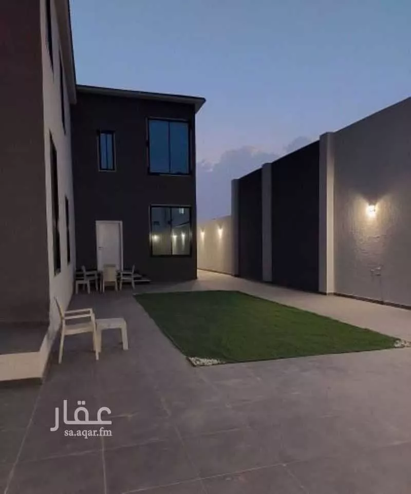 5 bedroom villa in Al Rawabi 2