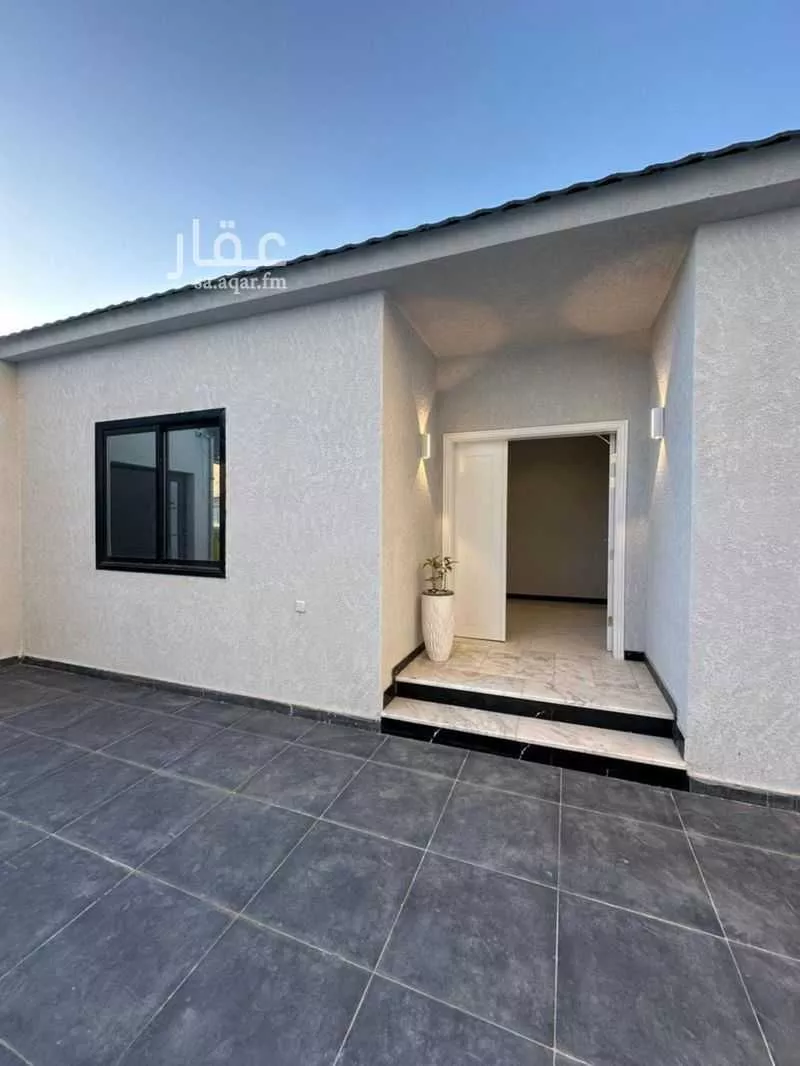 5 bedroom villa in Al Rawabi 11