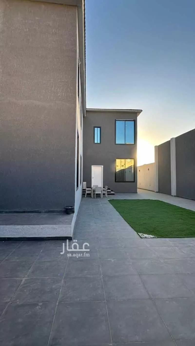5 bedroom villa in Al Rawabi 12