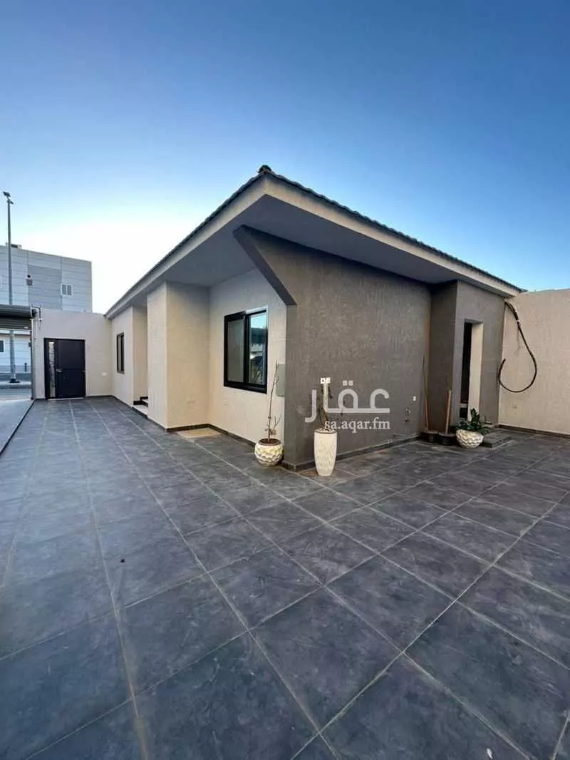 5 bedroom villa in Al Rawabi 15
