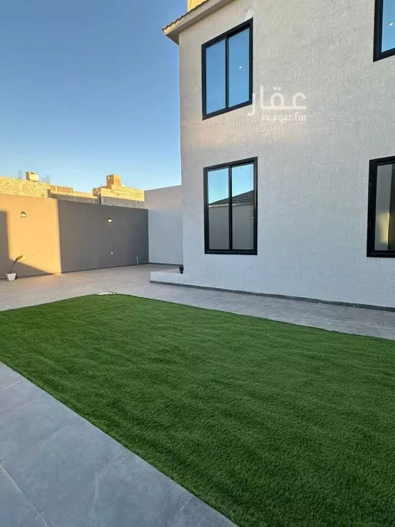 5 bedroom villa in Al Rawabi 19