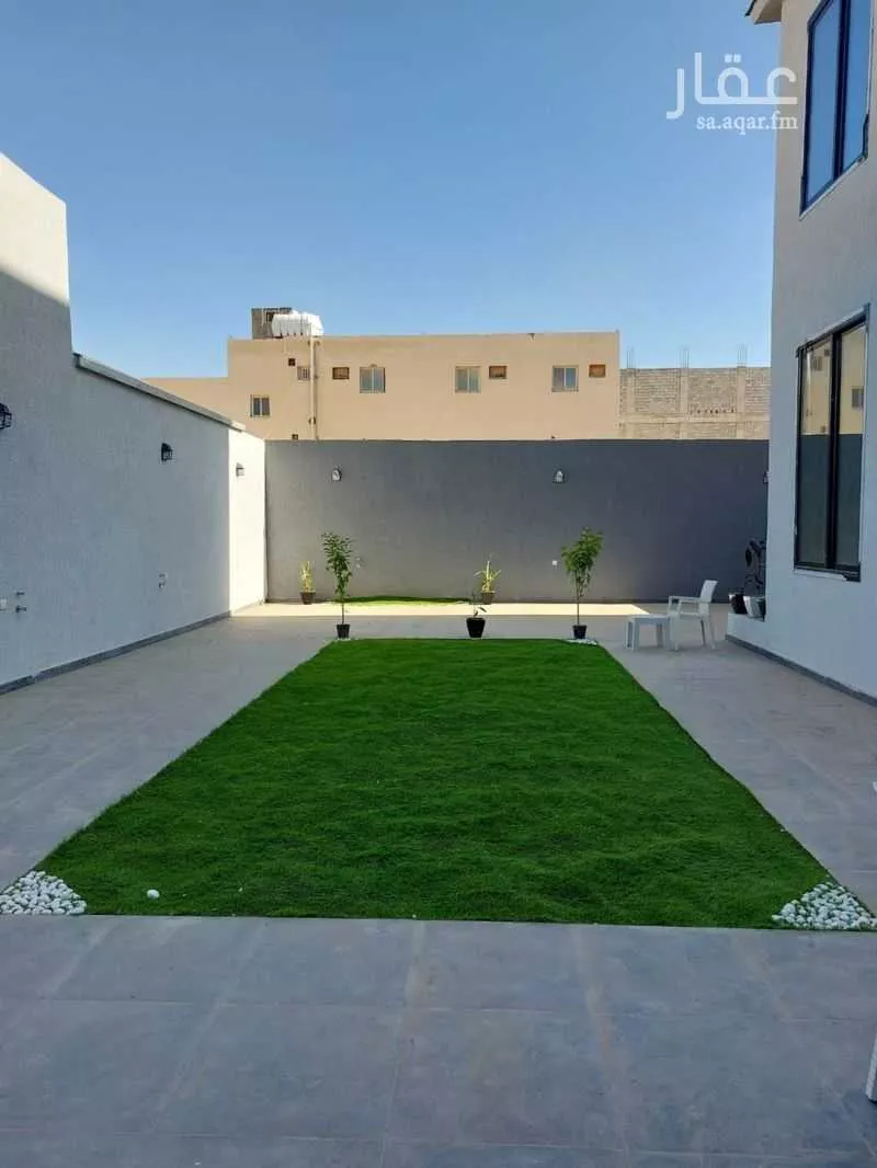 5 bedroom villa in Al Rawabi 3