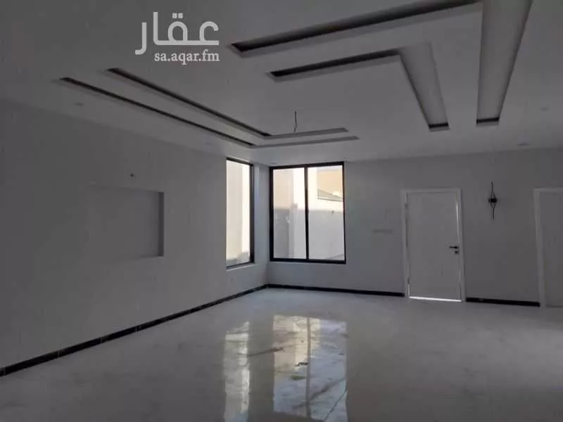 5 bedroom villa in Al Rawabi 8