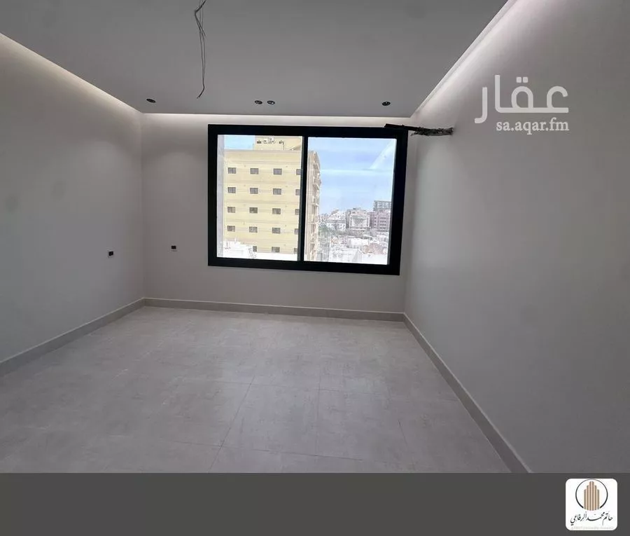 شقة 4 غرف في النعيم 8