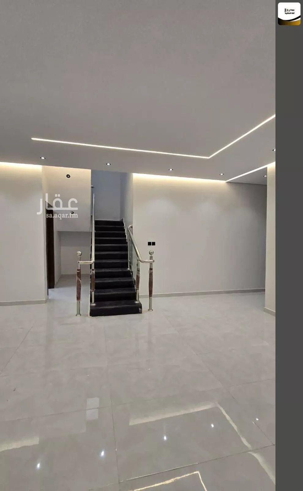 6 bedroom villa in Al Janadriyah 5