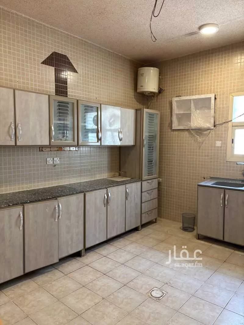 3 bedroom floor in Al Rimal 2