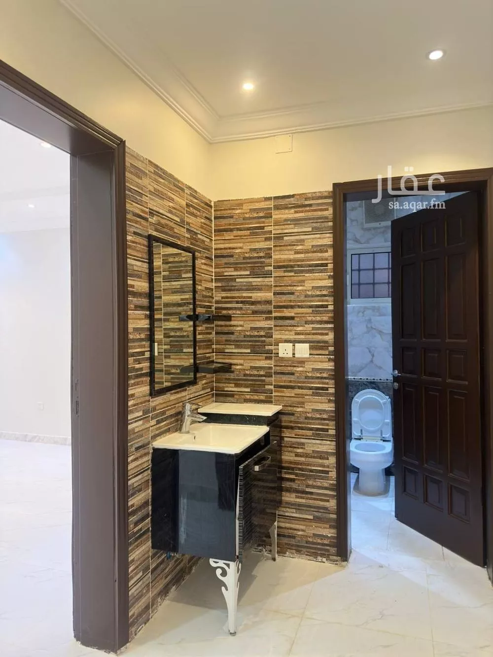 7 bedroom villa in Al Awali 16