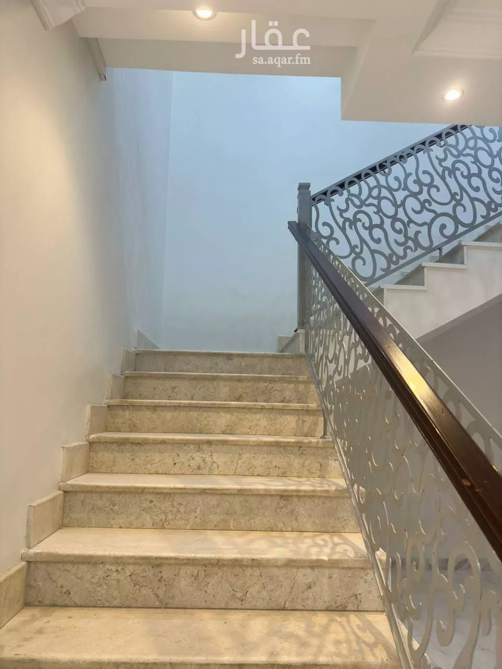 7 bedroom villa in Al Awali 23