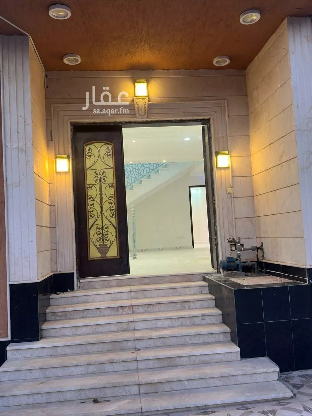 7 bedroom villa in Al Awali 6