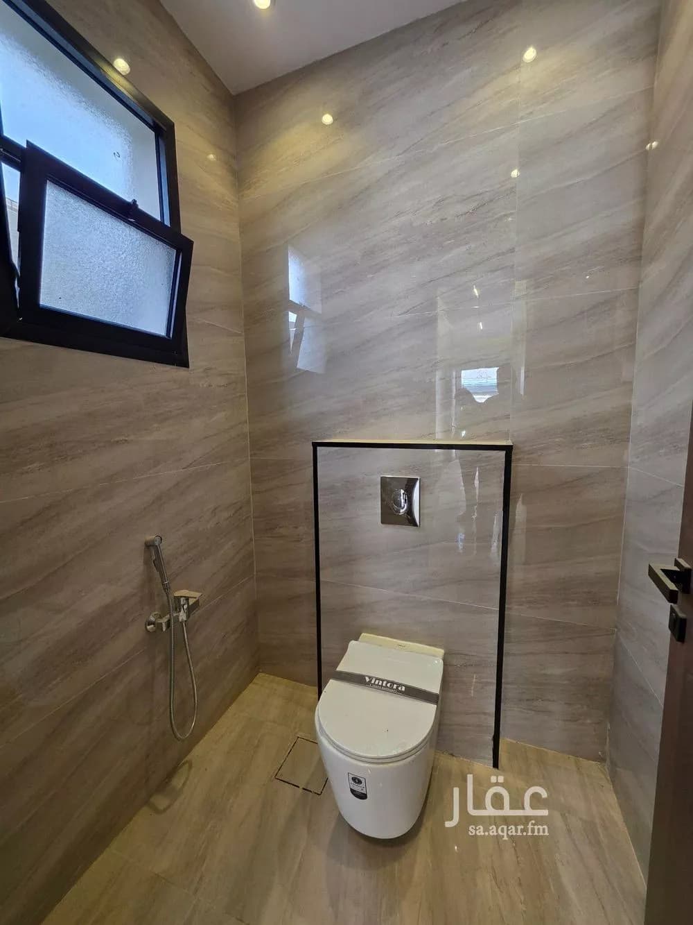 5 bedroom floor in Al Rimal 8