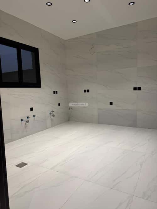 6 bedroom floor in Al Salam 11