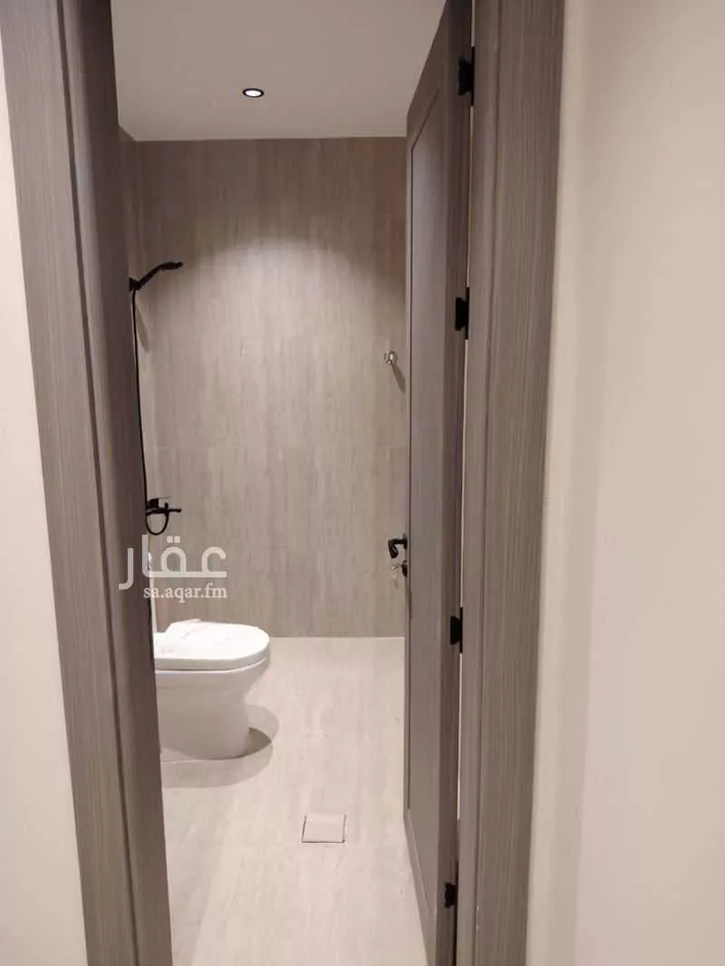 5 bedroom apartment in Ishbiliyah 8