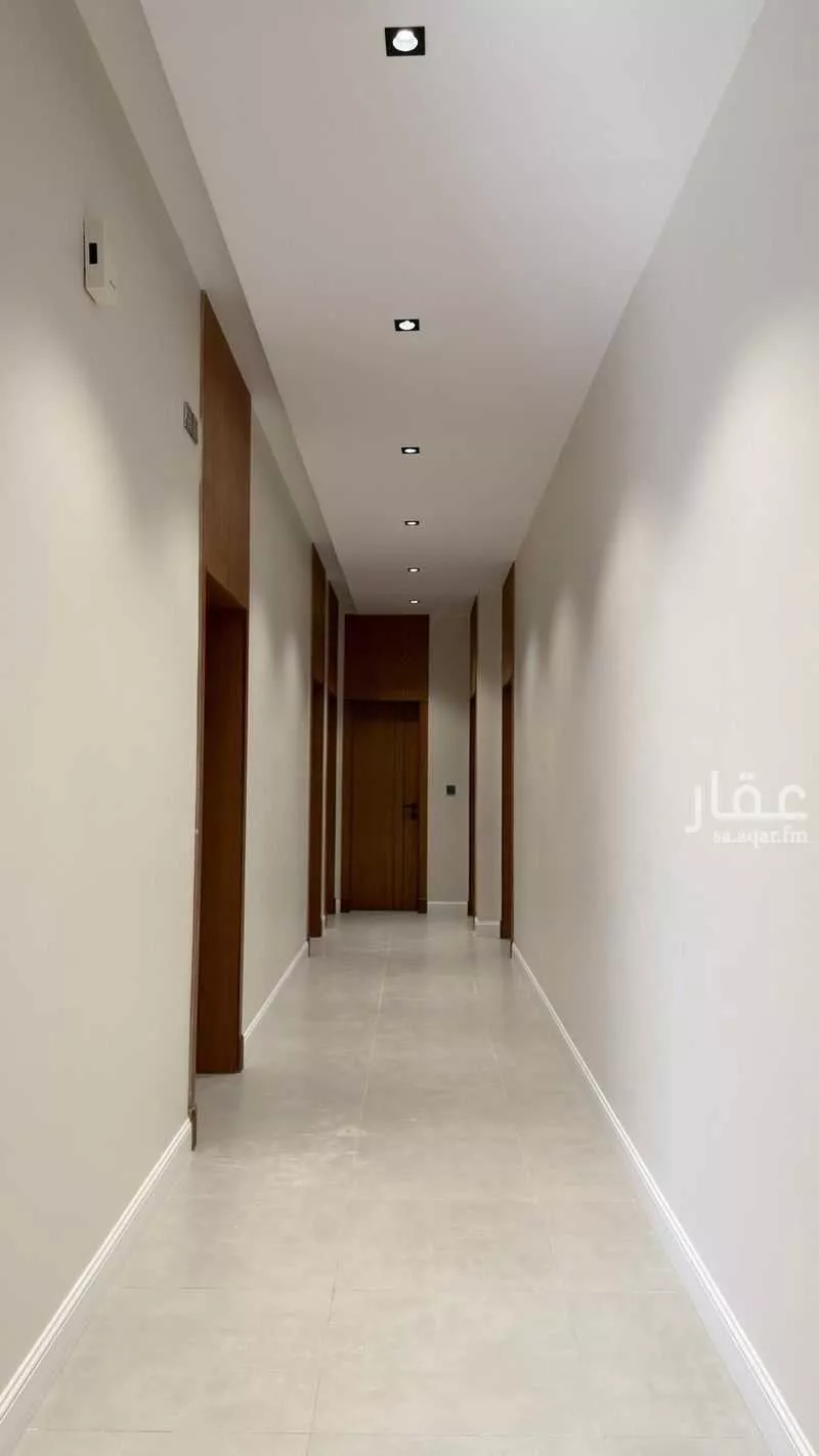 شقة 4 غرف في النعيم 8